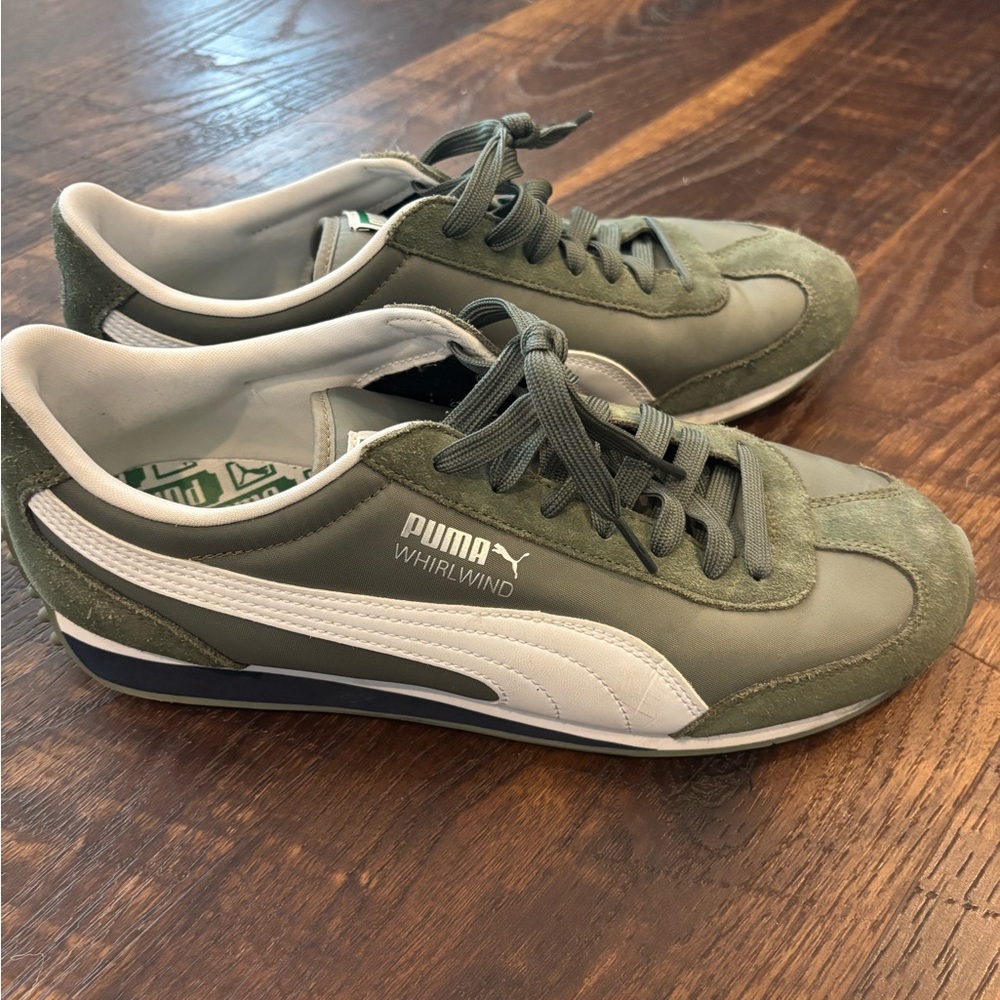 Puma Whirlwind Men’s 9.5 Green Sneakers